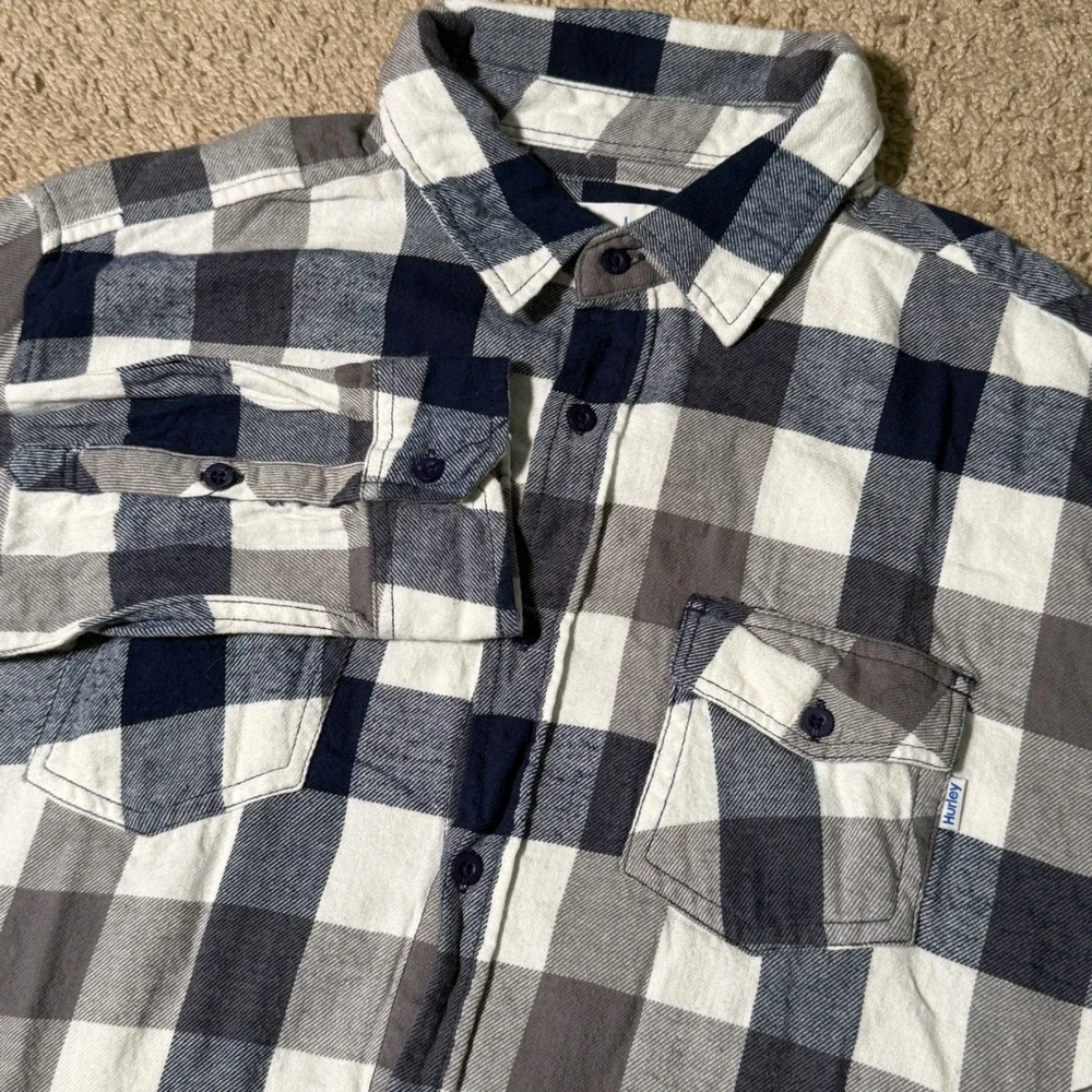 Hurley Mens Large Navy Blue Grey Plaid Long Sleeve Button Down Flannel Shirt L